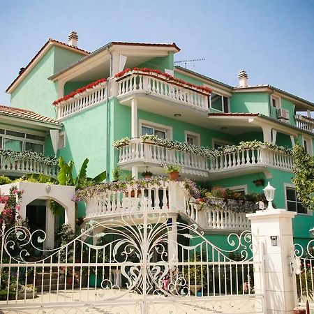 Apartments Katarine Zrinske Vodice Extérieur photo