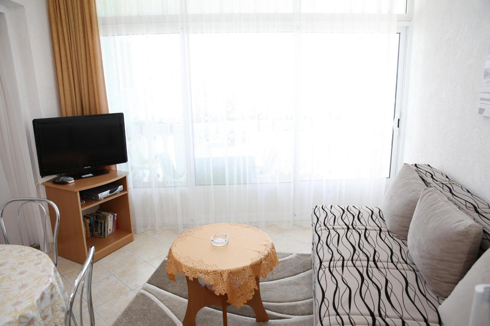 Apartments Katarine Zrinske Vodice Extérieur photo