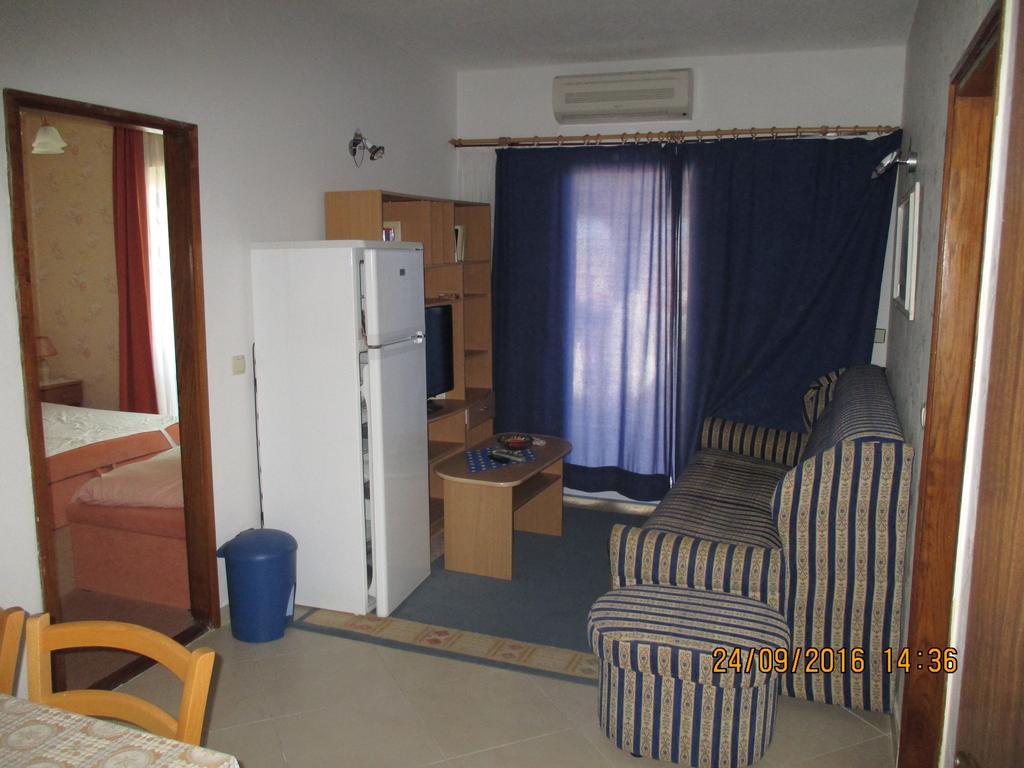 Apartments Katarine Zrinske Vodice Extérieur photo