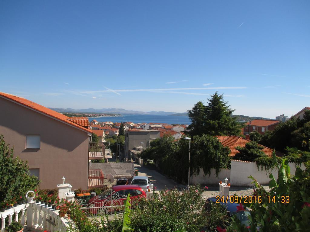Apartments Katarine Zrinske Vodice Extérieur photo