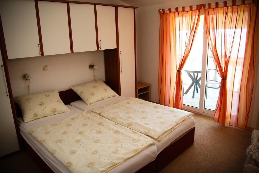 Apartments Katarine Zrinske Vodice Extérieur photo
