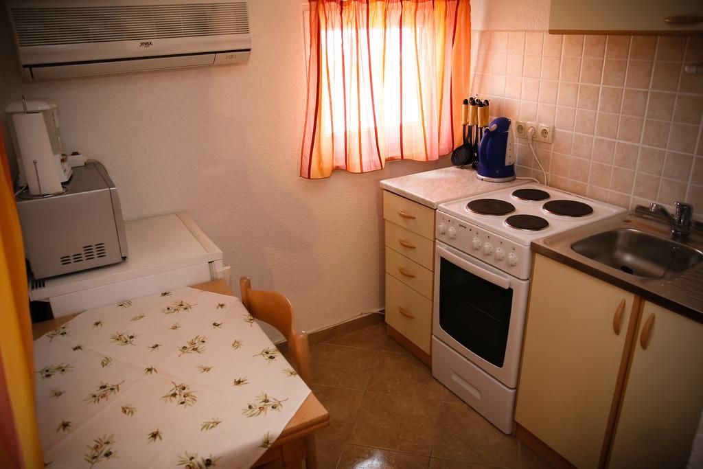 Apartments Katarine Zrinske Vodice Extérieur photo