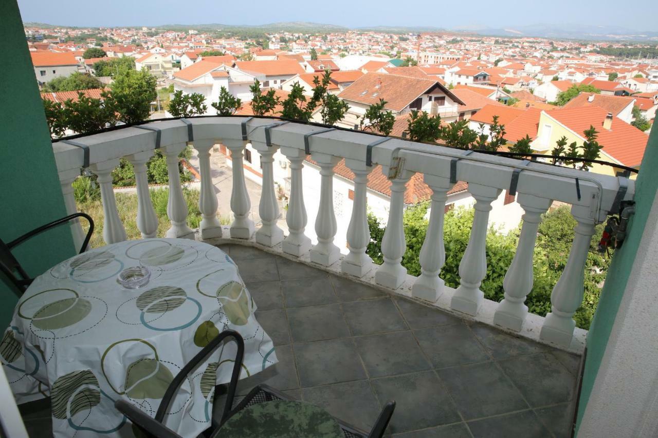 Apartments Katarine Zrinske Vodice Extérieur photo