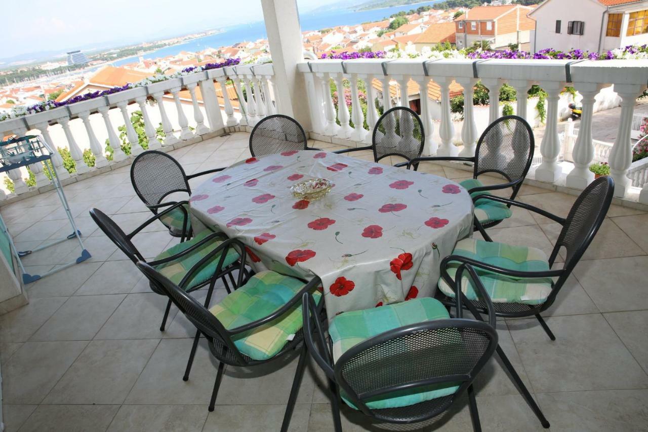 Apartments Katarine Zrinske Vodice Extérieur photo