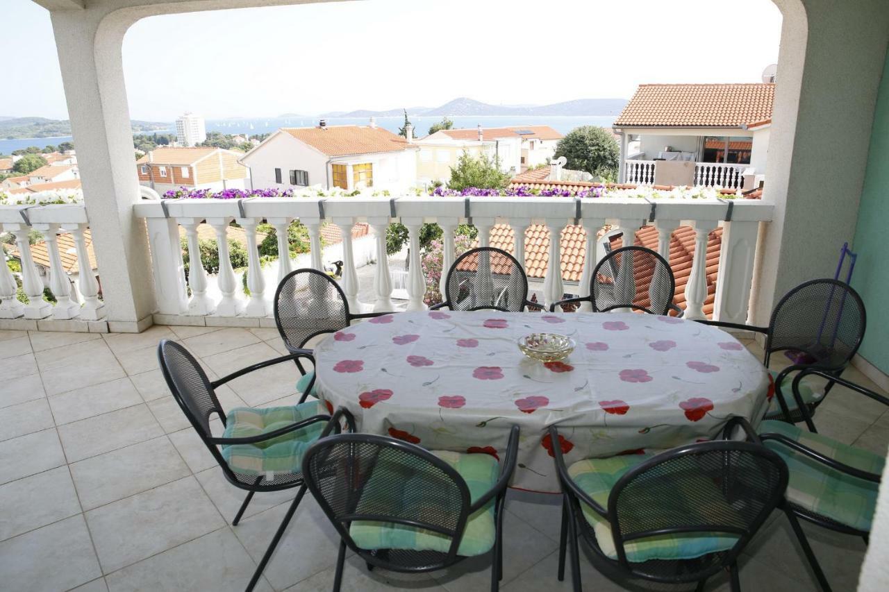 Apartments Katarine Zrinske Vodice Extérieur photo