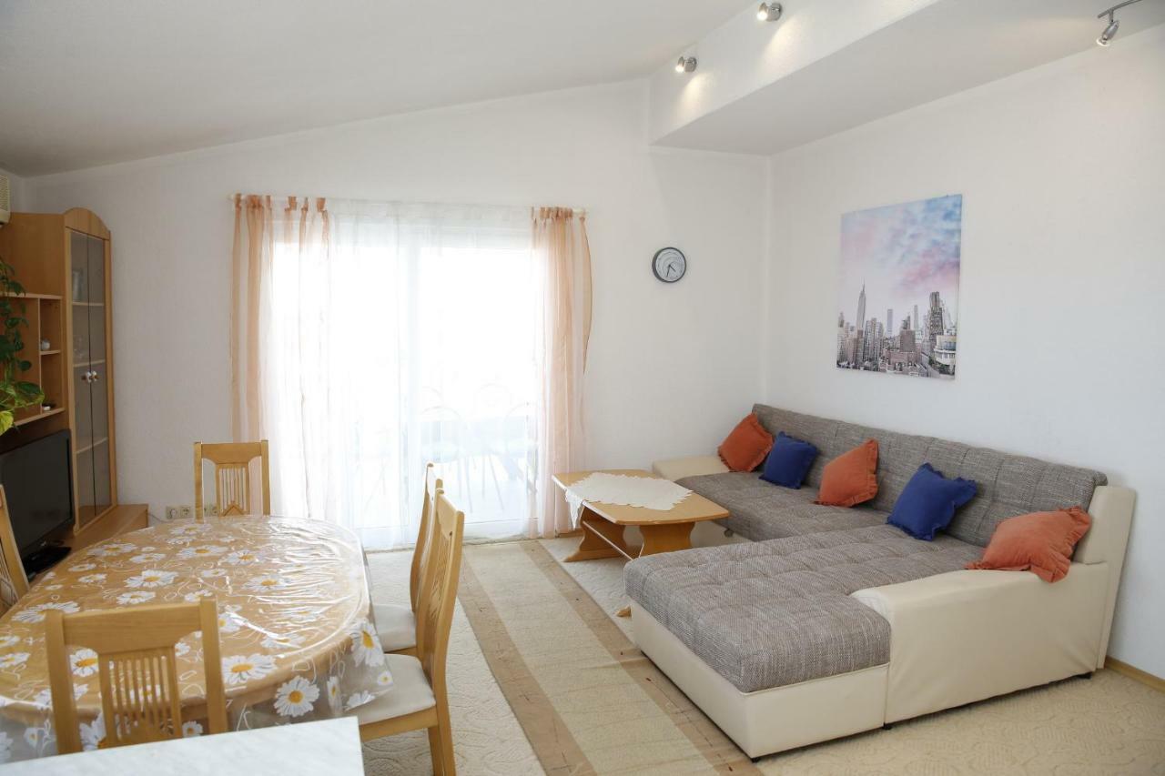 Apartments Katarine Zrinske Vodice Extérieur photo