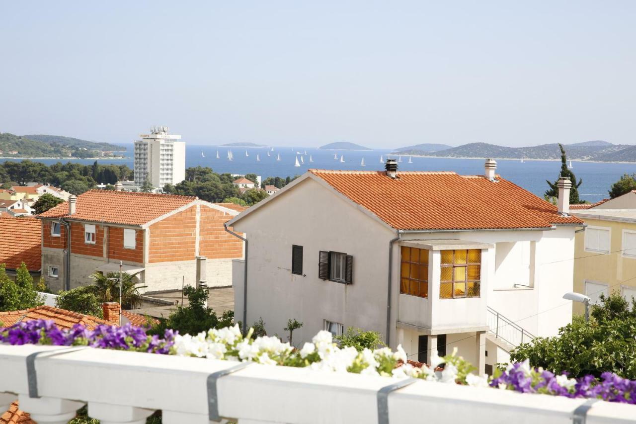 Apartments Katarine Zrinske Vodice Extérieur photo